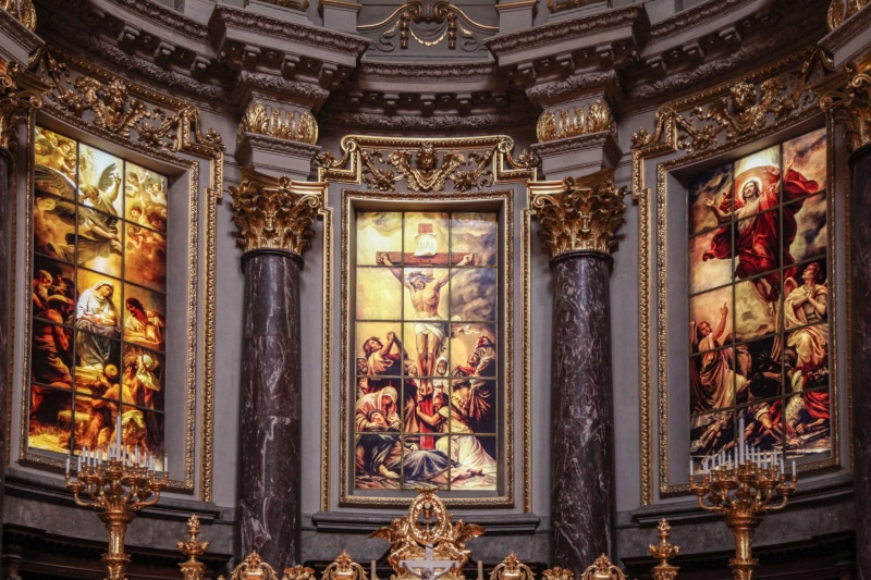 sculptures, decoration, art, no people, female likeness, building, art and craft, architecture, built structure, spirituality, glass, royalty  images, human representation