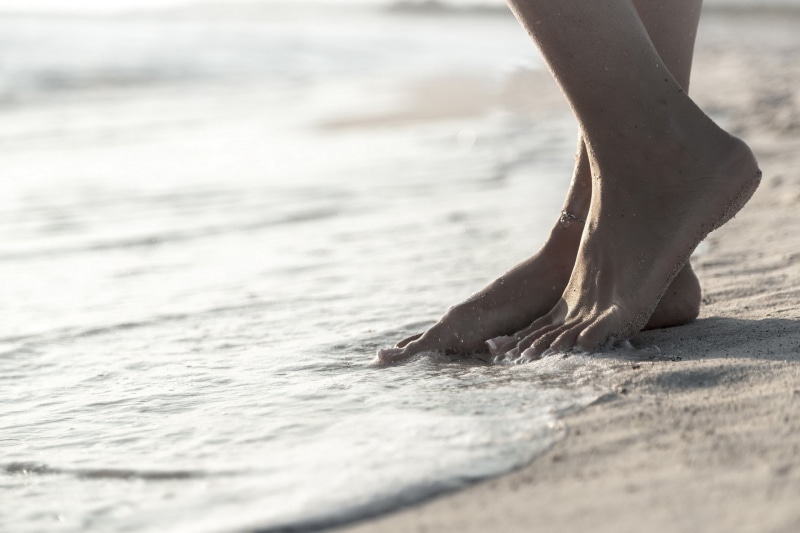 feet, barefoot, wet, lifestyles, sand, 1080P, body part, human leg, human body part, human limb, anklet, water, legs, beach, human foot, low section, day