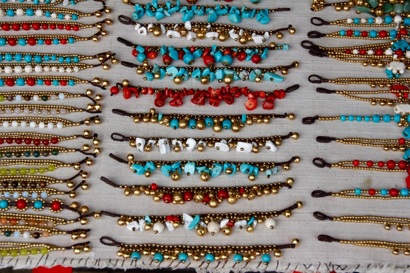 belief, 5K, lot, chains, shiny, decoration, beads, color, metal, jewellery, day, necklace, trailers, architecture, religion, bracelet, anklet, variation