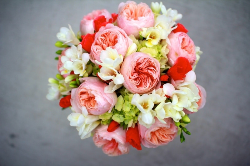 rose - Flower, bunch of flowers, no people, celebration, rose, white, high angle view, anniversary, close-up, beauty in nature, flower, flower Head, bouquet