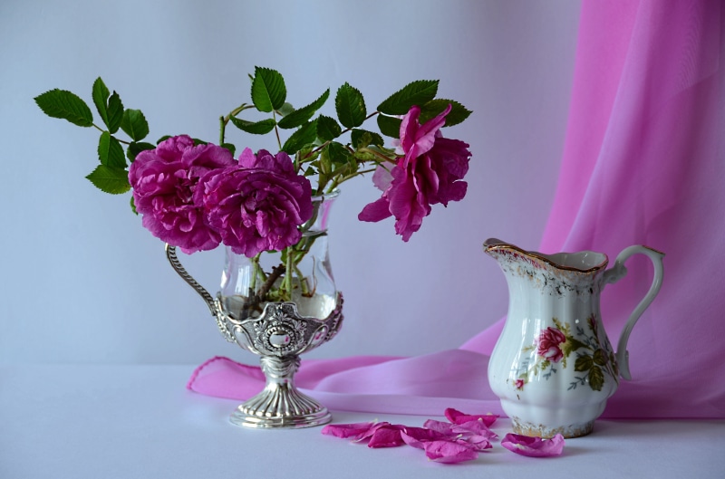 table, green Color, flowers, fragility, old-fashioned, rose, decoration, freshness, pink Color, nature, vase, red, romance, decor, petaled, petal, ornate