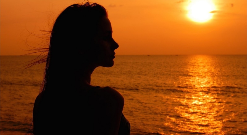 headshot, adult, one person, outdoors, face, contemplation, portrait, girl, beauty in nature, side view, tranquil scene, water, woman, sunset, hairstyle