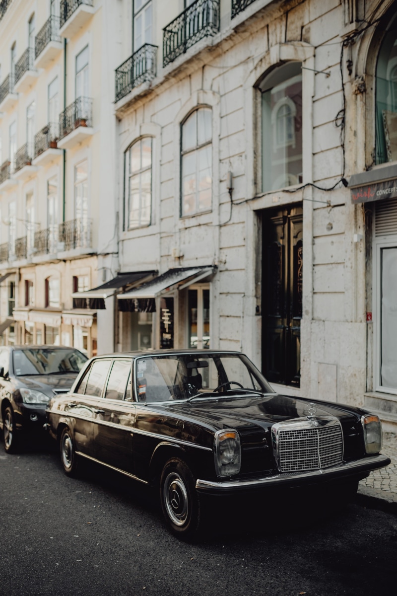 building exterior, transportation, 5K, old, retro styled, mode of transportation, portuguese, lisboa, no people, residential district, street, city, building