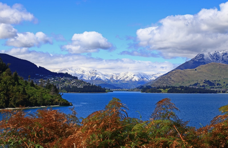 no people, tree, nature, houses bracken, mountain, town, view, queenstown, snow, non-urban scene, new zealand, mountain range, mountains, road, 5K, cloud - sky