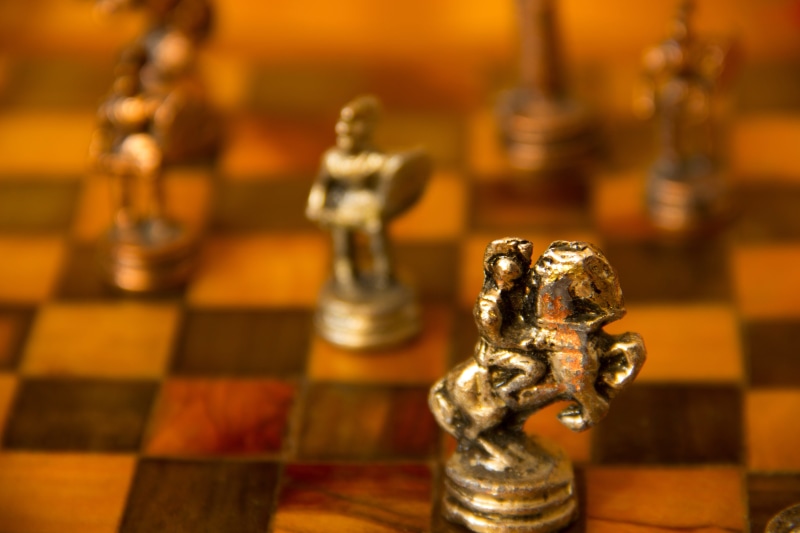 5K, Knight, Checkerboard, chess piece, knight - chess piece, strategy, chess board, focus on foreground, metal, competition, king - chess piece, indoors
