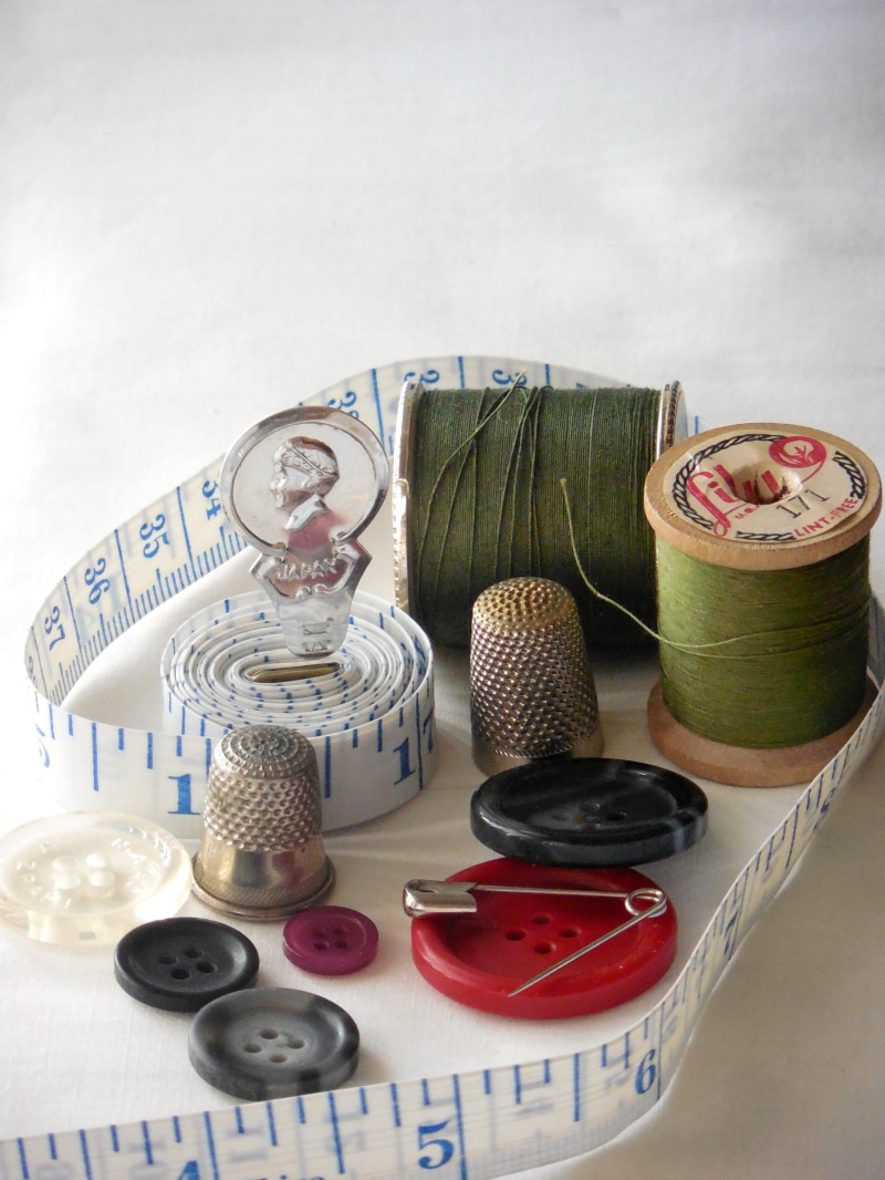 tools, green, creativity, design, indoors, art and craft, Notions, stitch, large group of objects, sewing item, no people, Thread, Sewing, variation, pin