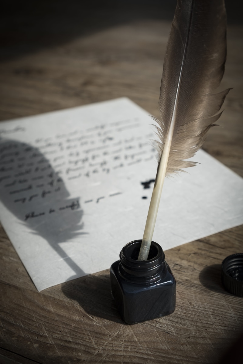 black, still life, ink well, communication, writing tool, document, quill pen, the past, ink glass, text, spray, table, 5K, inkwell, paper, no people