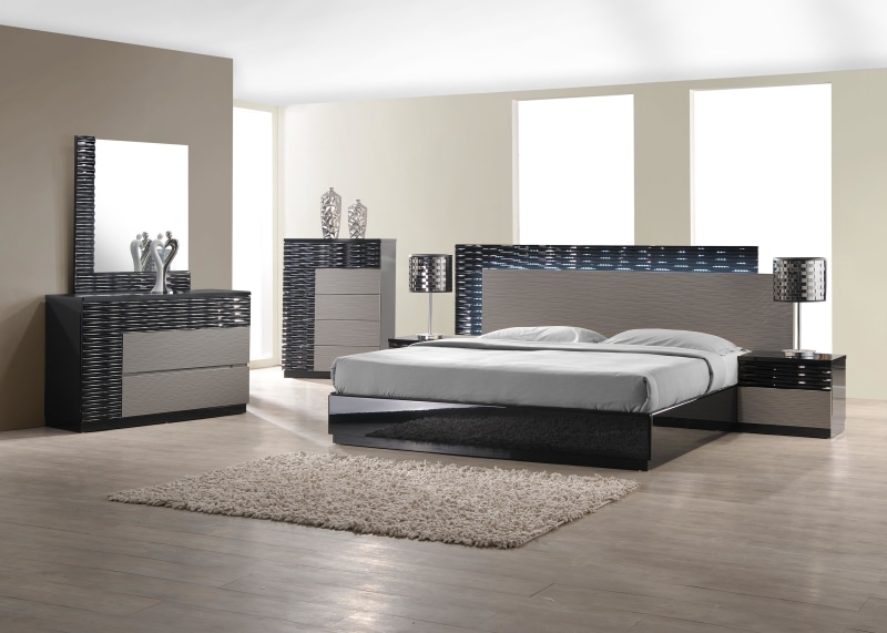 home Interior, Villa, electric Lamp, flooring, style, gray, wall - Building Feature, elegance, stuffed, absence, cozy, building, domestic Room, decoration