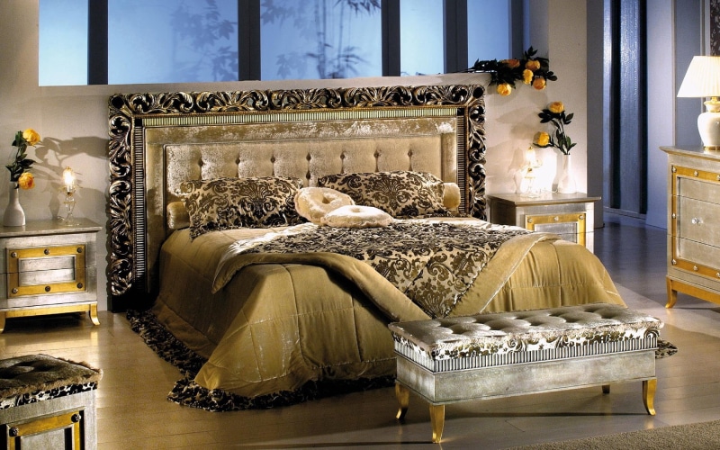 night Table, headboard, comfortable, building, elegance, style, decoration, 1080P, animal, built structure, luxury, apartment, design, house, quilted