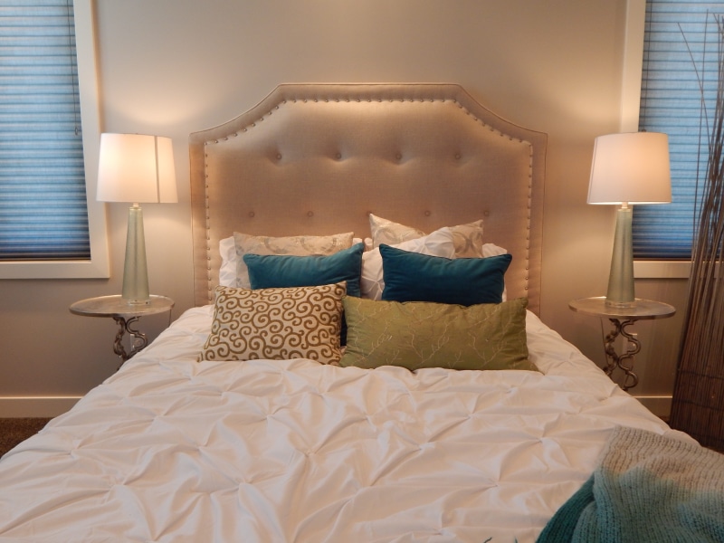 stuffed, headboard, domestic room, side table, night table, luxury, home showcase interior, furniture, electric lamp, head board, sheet, wealth, lifestyles