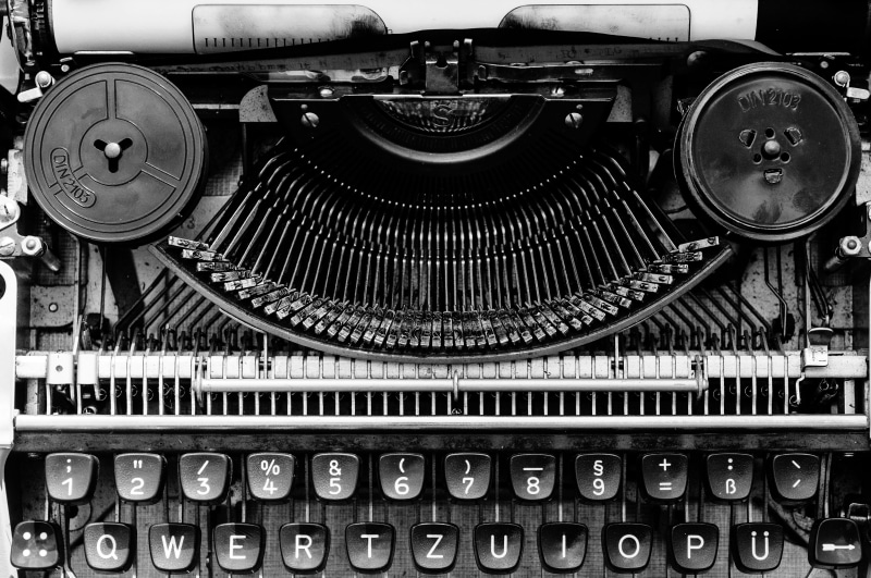 black, 4K, black and white, indoors, close-up, antique, writer, equipment, text, history, metal, no people, type writer, black white, close up, retro styled