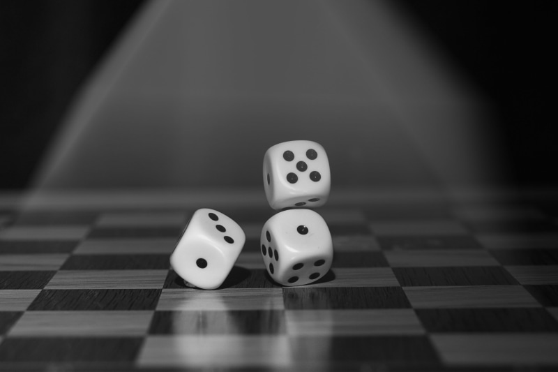 game, success, chance, cube shape, board game, play, points, relaxation, roll the dice, luck, indoors, group of objects, opportunity, dice, photo, gambling