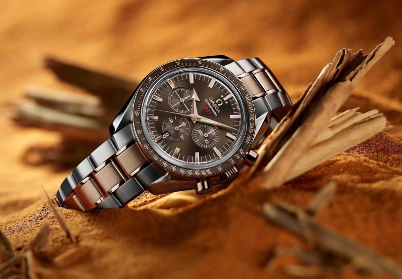 silver colored, connection, no people, luxury, time, wristwatch, omega, wrist, copy space, close-up, seamaster, round, personal accessory, selective focus