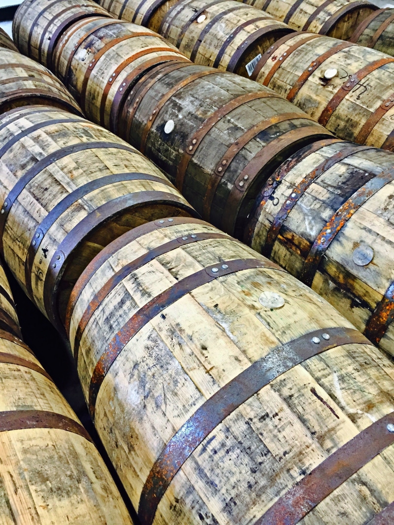 wine cellar, distillery, single malt, 2K, wine, whiskey barrels, wood - material, container, abundance, whisky, cylinder, large group of objects, refreshment