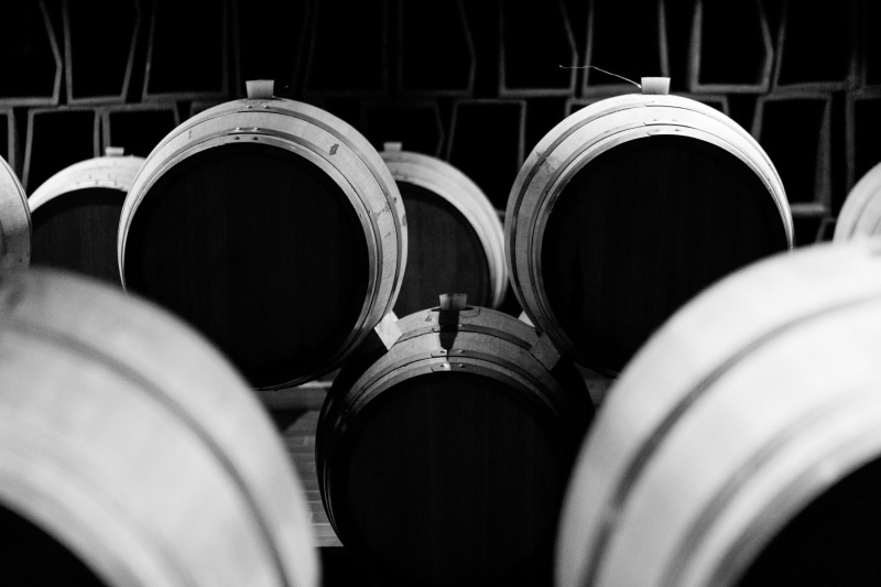 steel, selective focus, brown, barrel, winemaking, winery, 1080P, wooden, barrels, wine, luxury, grayscale, no people, order, wine cask, large group of objects