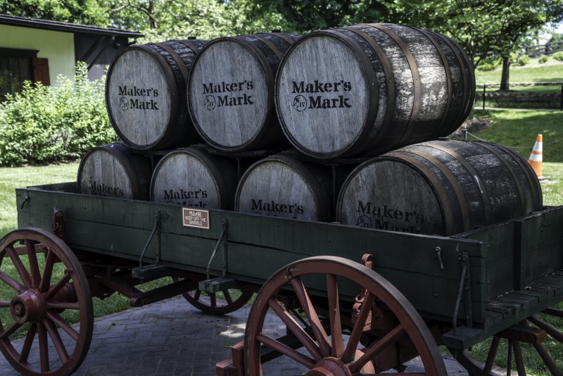 wheel, wine, no people, public domain, architecture, winemaking, text, Barrels, horse cart, 5K, Whiskey, nature, barrel, Cart, mode of transportation