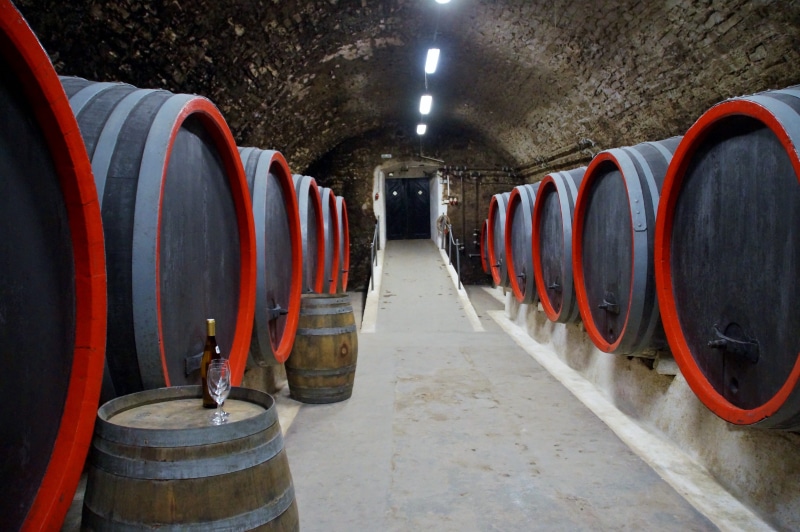 wooden, ripen, wine, the corridor, cellar, wine cask, barrel, no people, winery, barrels, food and drink, illuminated, alcohol, cylinder, technology, drink