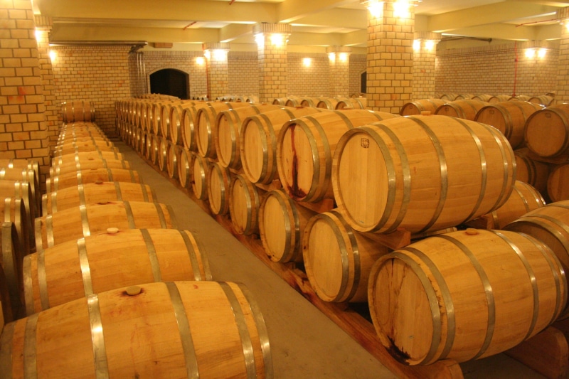 winemaking, food and drink, large group of objects, wine cellar, armhole, barrel, aging, cylinder, age, wine cask, architecture, no people, 2K, refreshment