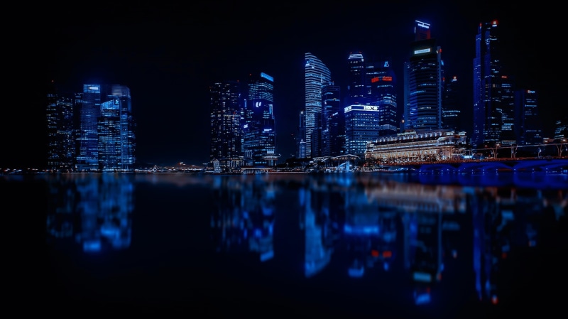 Singapore, no people, urban skyline, built structure, architecture, skyscraper, tall - high, outdoors, waterfront, reflection, office building exterior