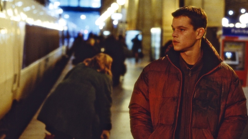 transportation, focus on foreground, real people, warm clothing, young men, people, casual clothing, rail transportation, contemplation, travel, 1080P