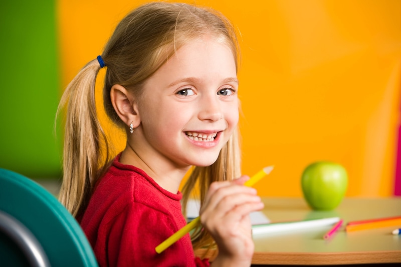 elementary Student, red, back to School, caucasian Ethnicity, portrait, offspring, preschool Age, table, fruit, color Image, hair, school Children, females