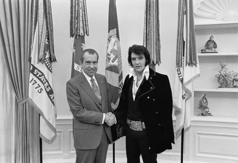 grayscale, business, musician, presley, adult, corporate business, businessman, couple - relationship, elvis presley, rock  n roll, two people, elvis, men
