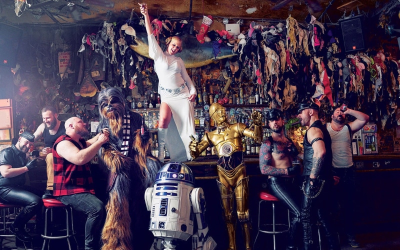 GQ Magazine, young women, enjoyment, Chewbacca, bars, event, arts culture and entertainment, C-3PO, d, human arm, group of people, crowd, R2-D2