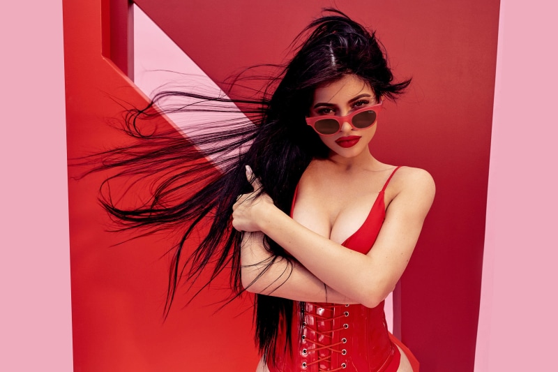 long hair, 2K, colored background, portrait, waist up, tousled hair, adult, hair, beauty, wind, young adult, one person, kylie, indoors, hairstyle, human hair