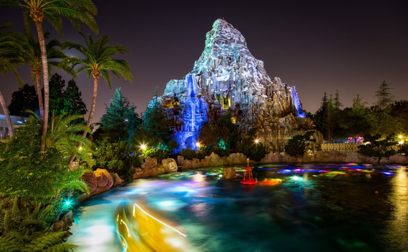 voyage, Disneyland, rock, no people, blurred motion, beauty in nature, waterfront, night, palm tree, motion, nature, Lagoon, rock - object, Attraction