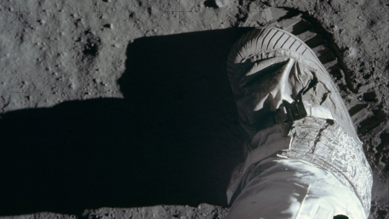 astronaut, USA, shoes, Buzz Aldrin, 1080P, lunar soil, Apollo 11, imprint, The moon