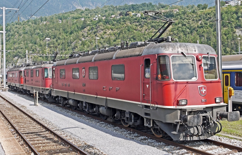 sbb, railway knot, 2K, train, valais, metal, mode of transport, daytime, brig, alpine crossing, rail transportation, land vehicle, passenger, br 421, near