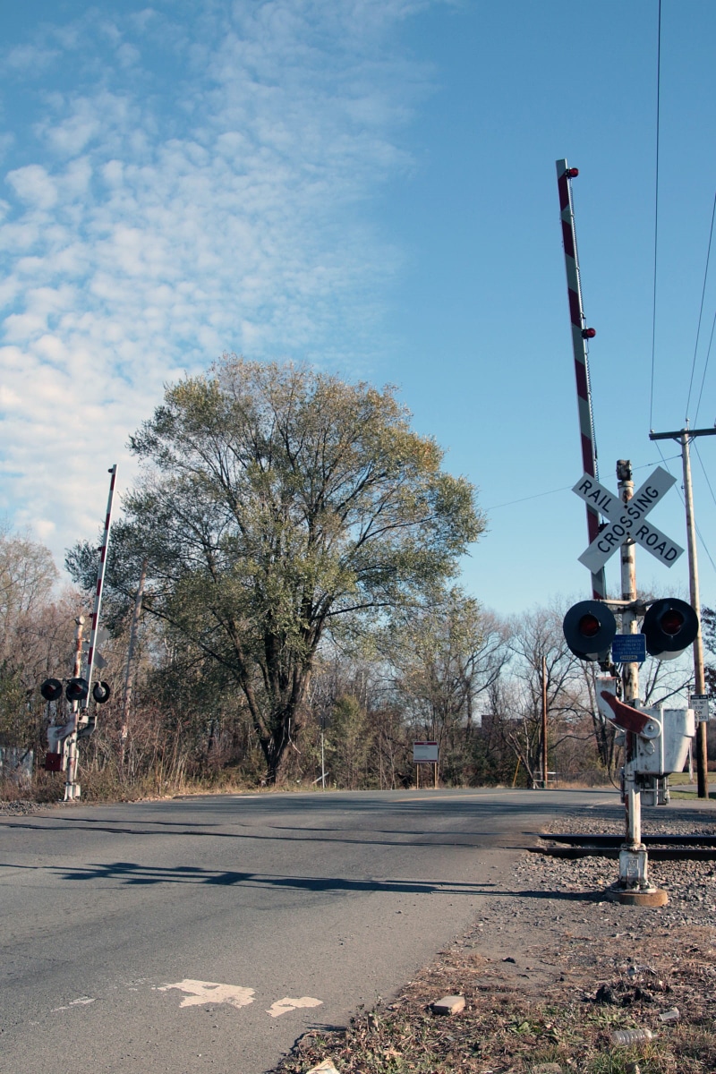 glenville, sunlight, trestle, mode of transportation, tree, truss, railway, railroad crossing, road, day, nature, transportation, sky, machinery, delaware