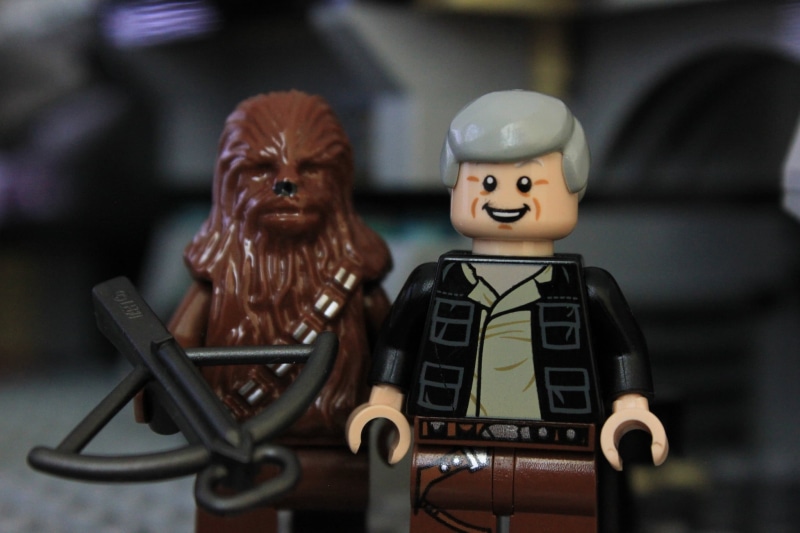 1080P, star, artificial Model, indoors, plastic, doll, art and craft, male likeness, robot, han, lego, human representation, solo, sculpture, creativity