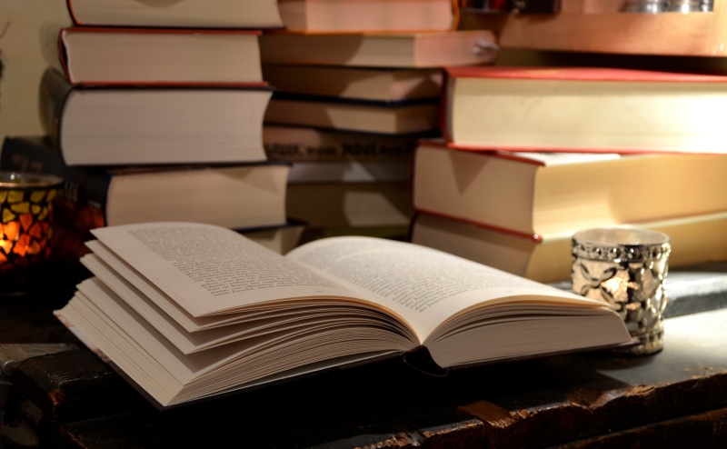 know, read, book, library, activity, religion, studying, leaves, large group of objects, white, no people, textbook, browse, hardcover book, stack, learning