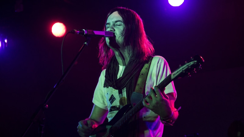 Julien Barbagallo, Top music artist and bands, playing, Dominic Simper, Kevin Parker, 5K, Tame Impala, Cam Avery, man, photo, Jay Watson, guitar