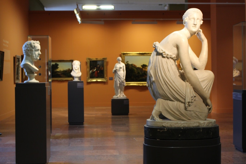 figurine, retail, wood, no people, female likeness, mannequin, museum, human representation, three quarter length, budapest, archaeology, boutique, floor