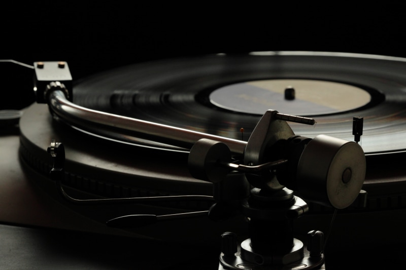 phonograph, nostalgia, record player needle, audio, gramophone, stereo, black color, close-up, indoors, 33rpm, 5K, turntable, arts culture and entertainment
