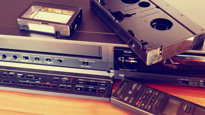 5K, table, audio equipment, beside, technology, phonograph record, vhs, arts culture and entertainment, communication, antique, player, no people, obsolete
