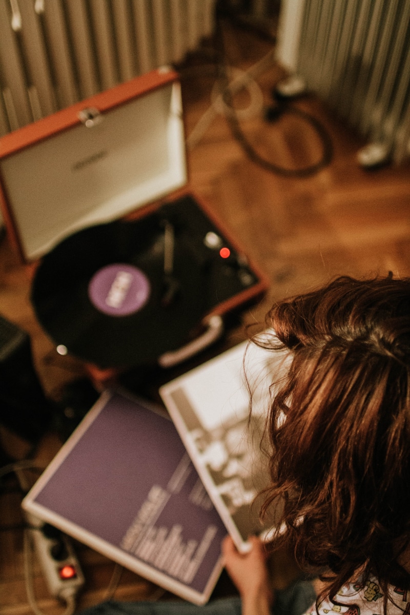 equipment, communication, girl, player, vinyl record, vintage, connection, one person, high angle view, 5K, vinyl, phonograph record, music player, hairstyle