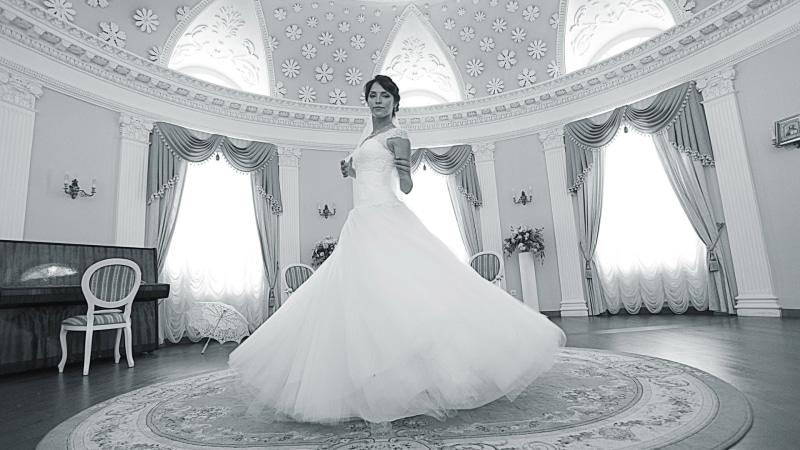 flowers, luxury, consumer goods, smiling, dress, newlywed, indoors, clothing, wedding dress, smile, 1080P, caucasian, celebration, marriage, adult, women
