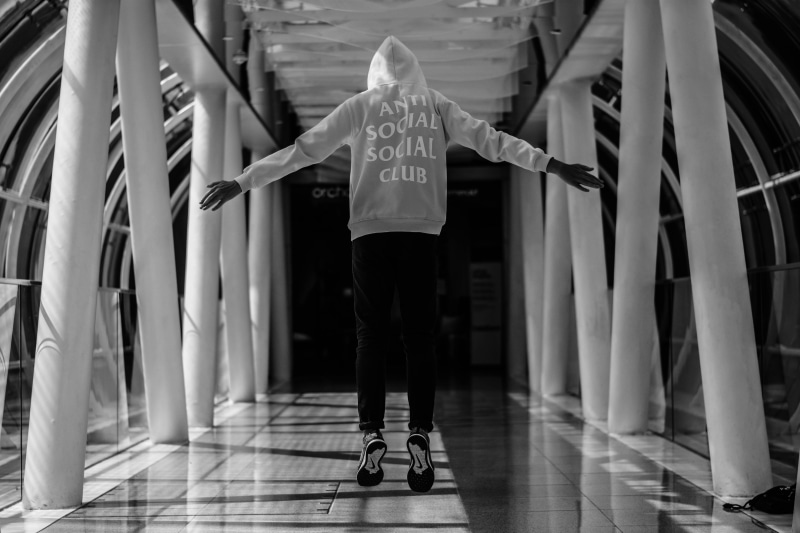 one person, adult, limb, float, arms outstretched, motion, casual clothing, leisure activity, full length, rear view, lifestyles, sport, hype, walking