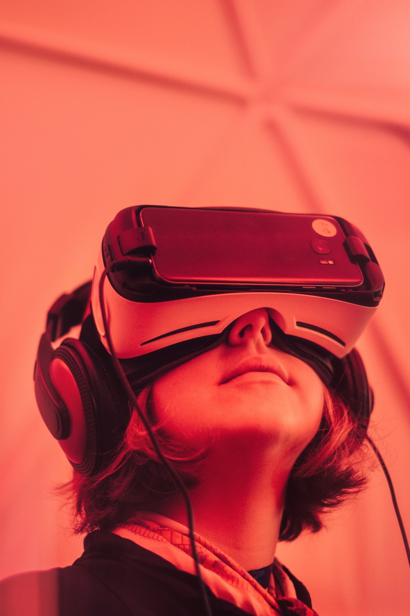 5K, beautiful woman, vr, crash helmet, portrait, virtual reality, glasses, adult, young adult, indoors, headshot, hmd, women, profile view, uniform, head-mounted display