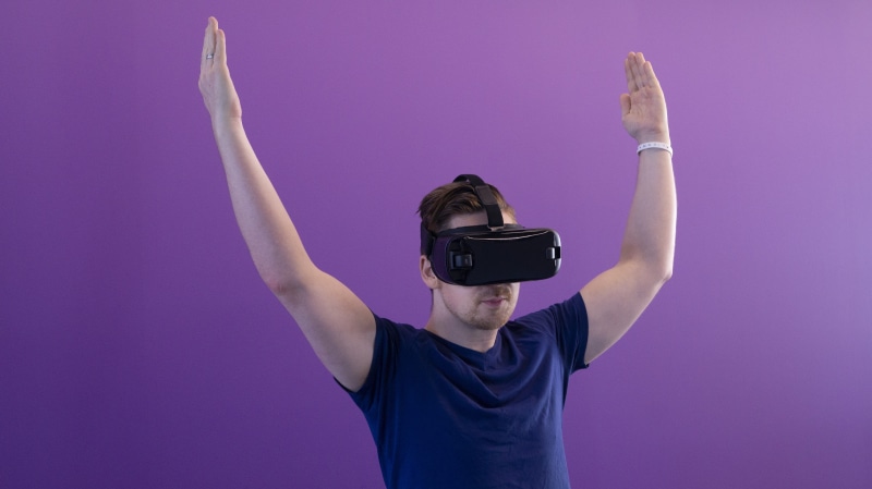 waist up, arms raised, body part, innovation, teenager, technology, futuristic, indoors, human arm, vr, front view, women, hand raised, human body part