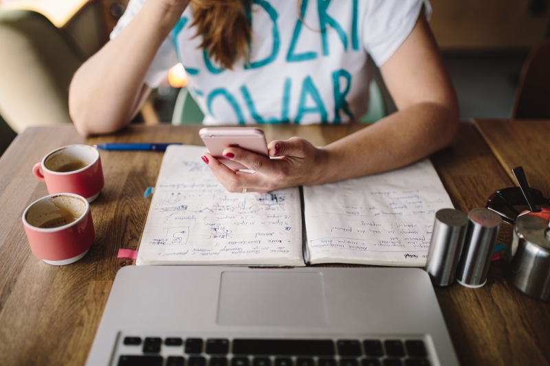 internet, document, e-Mail, workplace, cup, females, real people, cafe, drink, mug, communication, holding, coffee cup, working At Home, day, laptop, woman