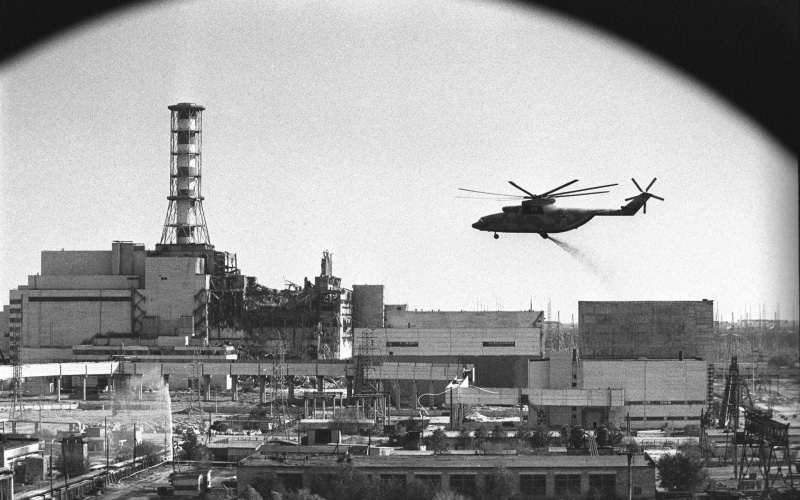 nature, industry, building, transportation, building exterior, helicopter, mode of transportation, built structure, day, office building exterior, skyscraper