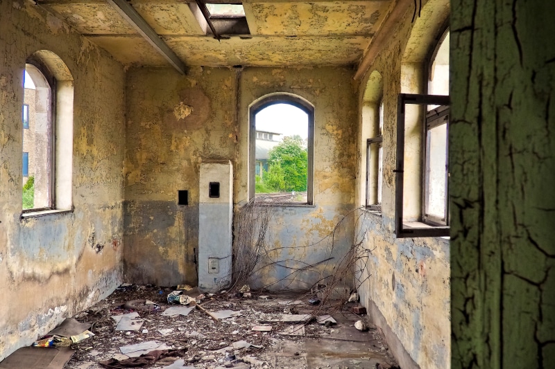 broken, pforphoto, the past, Railway Station, dilapidated, space, window, damaged, daytime, 4K, ruined, rotting, architecture And Buildings, old Ruin