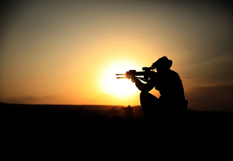 1080P, silhouette, gun, men, 2048x1420, soldier, sunset, rifles