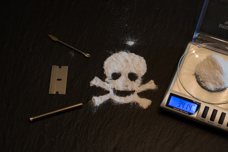 powder, indoors, dangerous, prohibited, drugs, spoon, food, scale, food and drink, table, brush, representation, drug, still life, artwork, weigh out, container