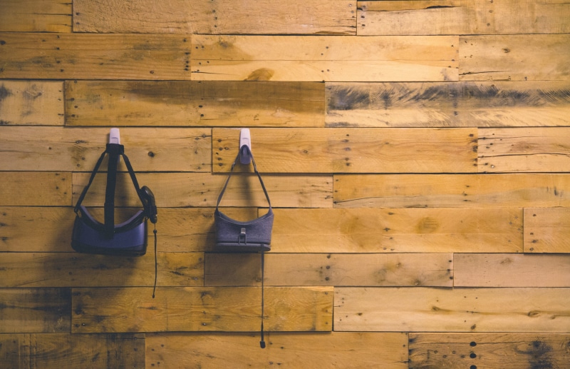 nature, augmented reality, shoe, work tool, box, hanging, architecture, virtual reality, day, photo, vr goggle, flooring, built structure, google cardboard