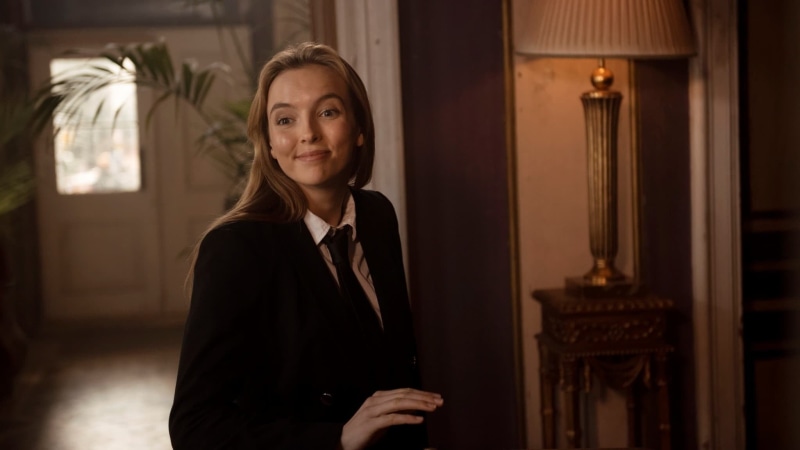 straight hair, tie, blond hair, 1080P, brown eyes, actress, shirt, women, blonde, smiling, Villanelle, Smile, Killing Eve, TV, fashion